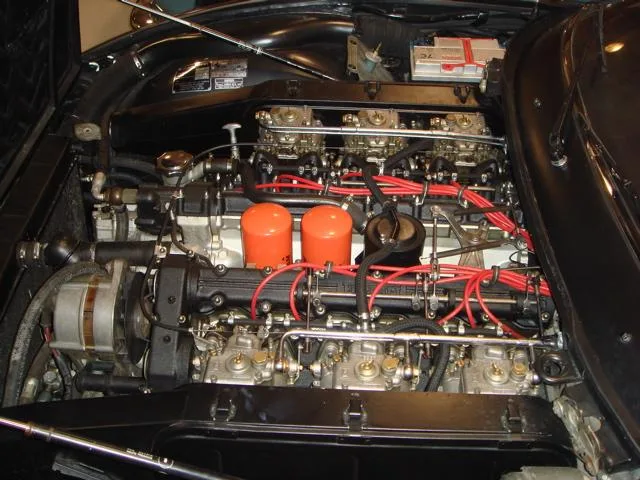 Ferrari 365 GTC/4