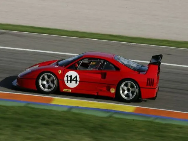 Ferrari F40 LM