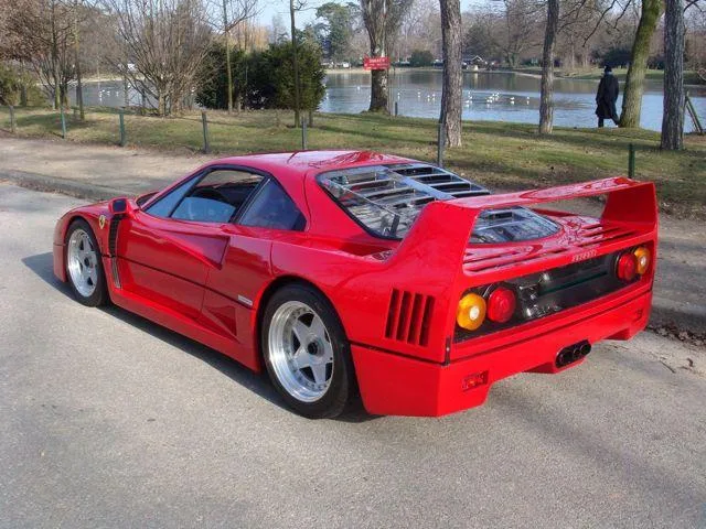 Ferrari F40