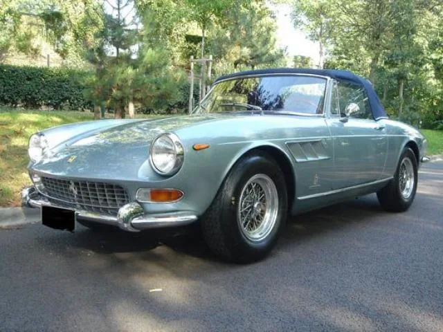 Ferrari 275 GTS 