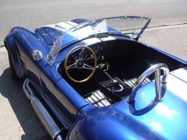 AC COBRA 427