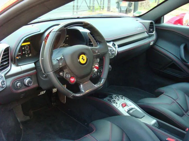 Ferrari 458 ITALIA F1