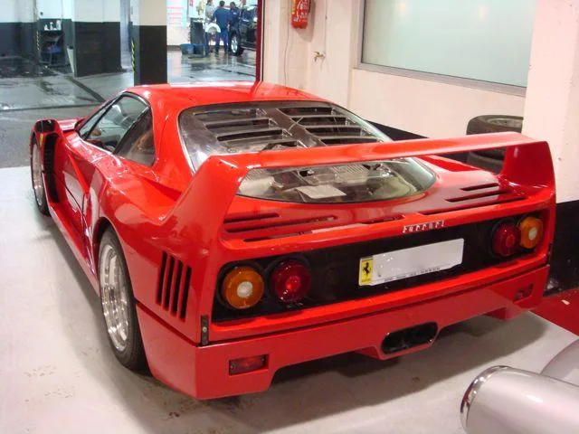 Ferrari F40