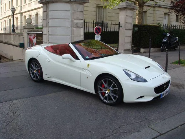 Ferrari California 4.3 V8 460 BVA7