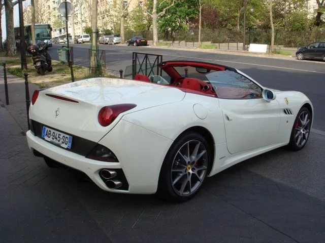 Ferrari California 4.3 V8 460 BVA7