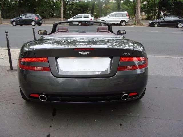 Aston Martin DB9 VOLANTE Touchtronic