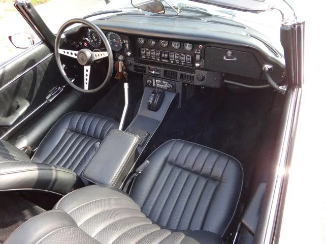 Jaguar Type E V12 Cabriolet