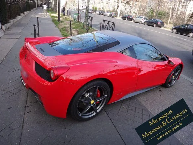 Ferrari 458 ITALIA F1
