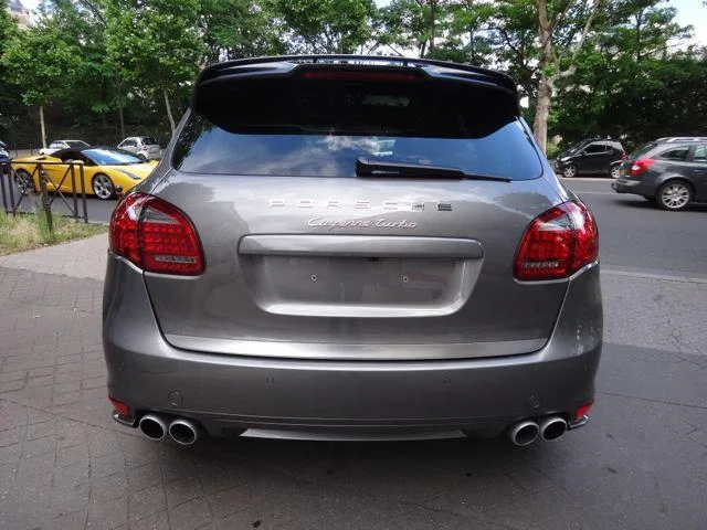 Porsche Cayenne Turbo
