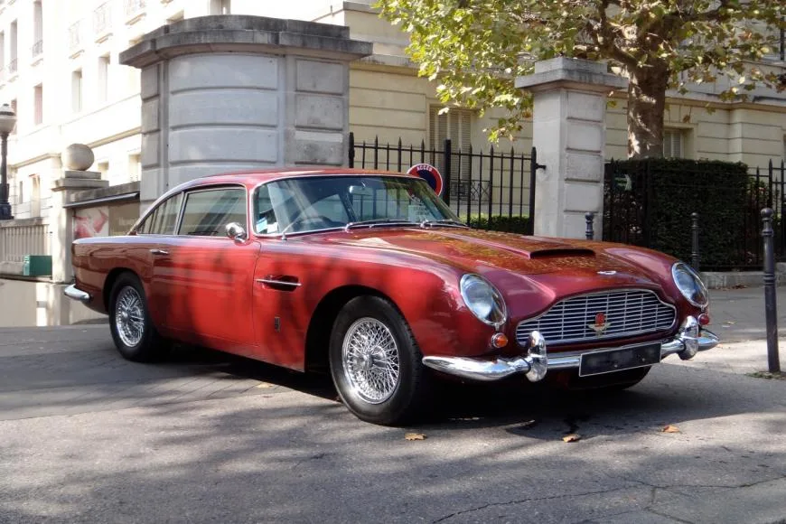 Aston Martin DB5 RHD