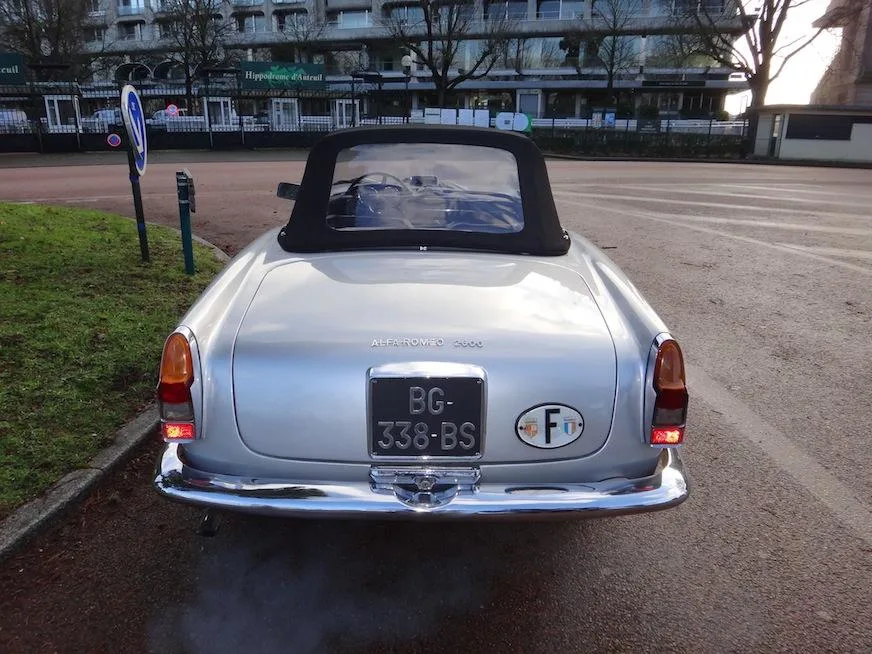 Alfa Romeo 2600 Cabriolet Touring