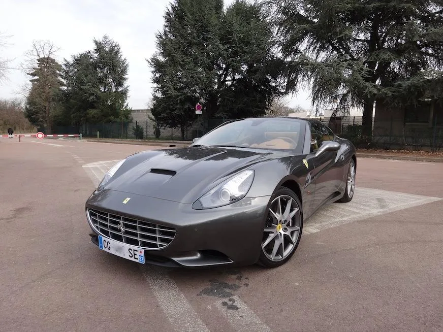 Ferrari California 2+2 (490ch)