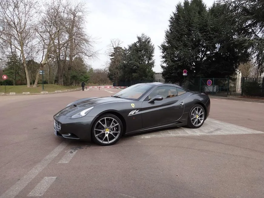 Ferrari California 2+2 (490ch)