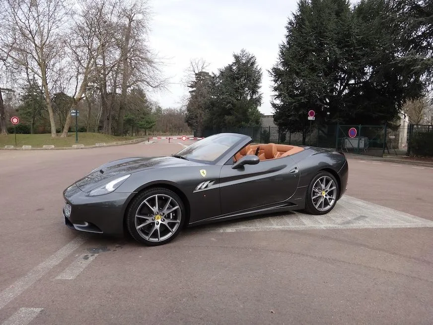 Ferrari California 2+2 (490ch)
