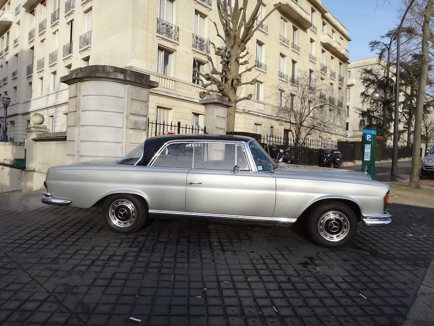 Mercedes 220 SE COUPE