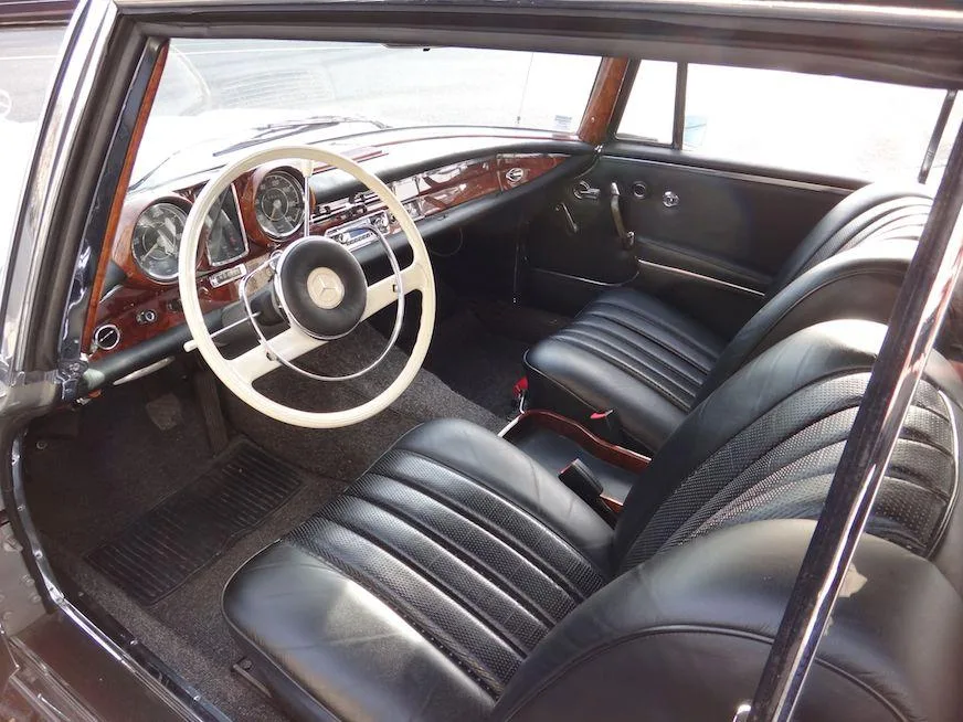 Mercedes 220 SE COUPE