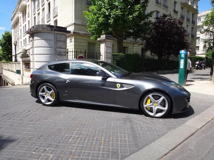 Ferrari FF