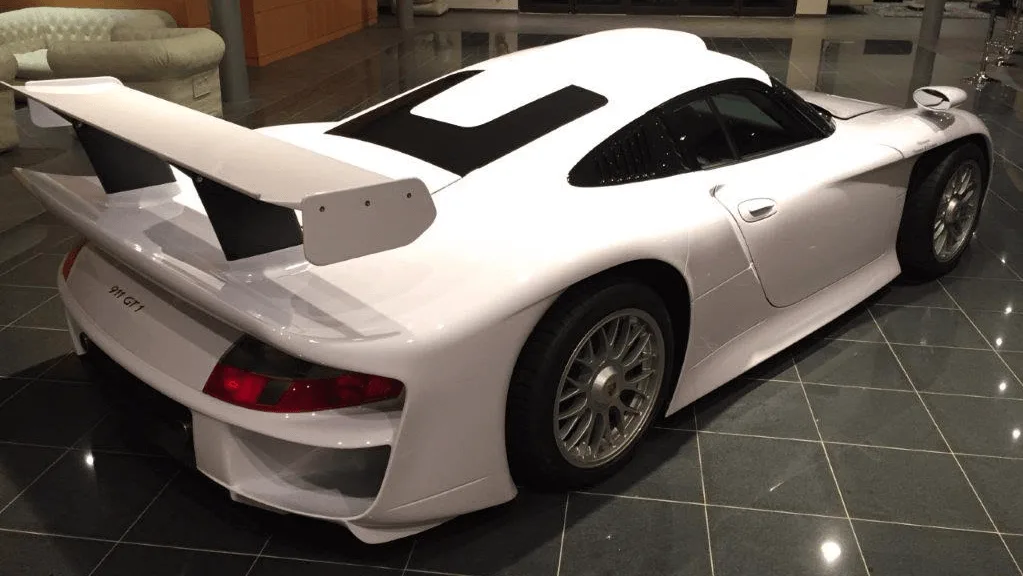 Porsche GT 1