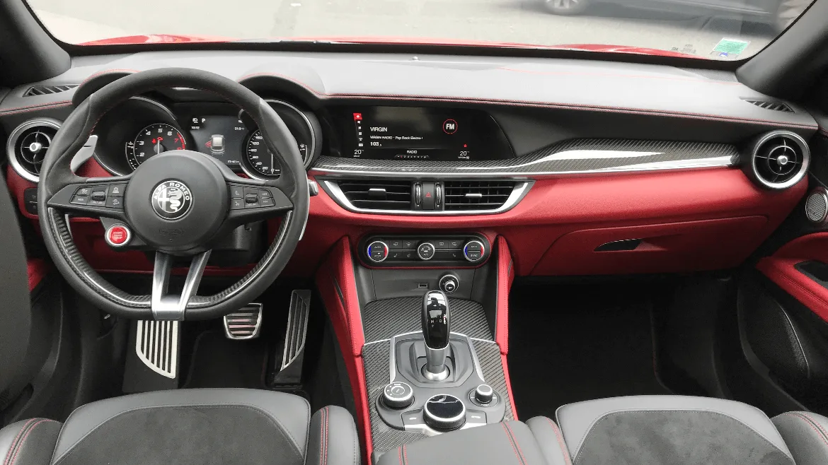 Alfa Romeo STELVIO