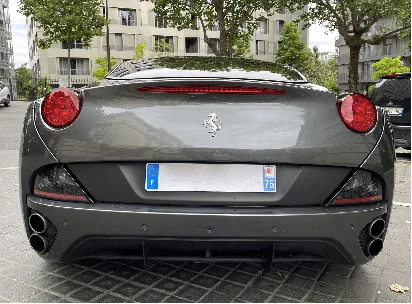Ferrari FERRARI CALIFORNIA
