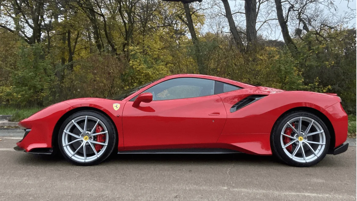 Ferrari 488 Pista