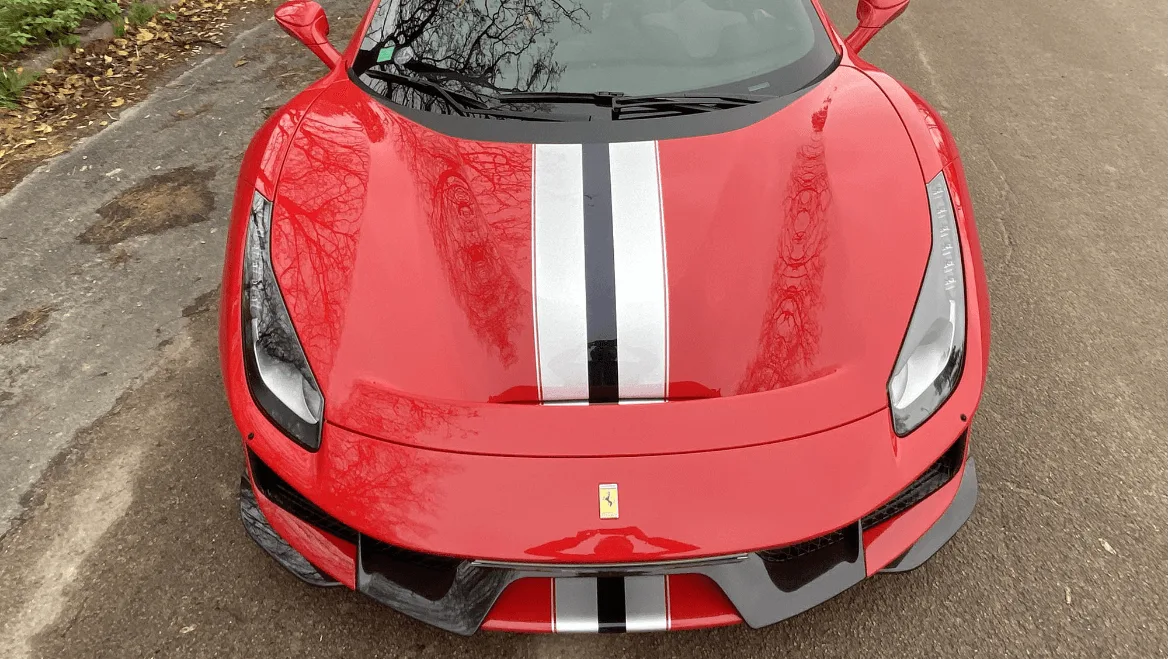 Ferrari 488 Pista