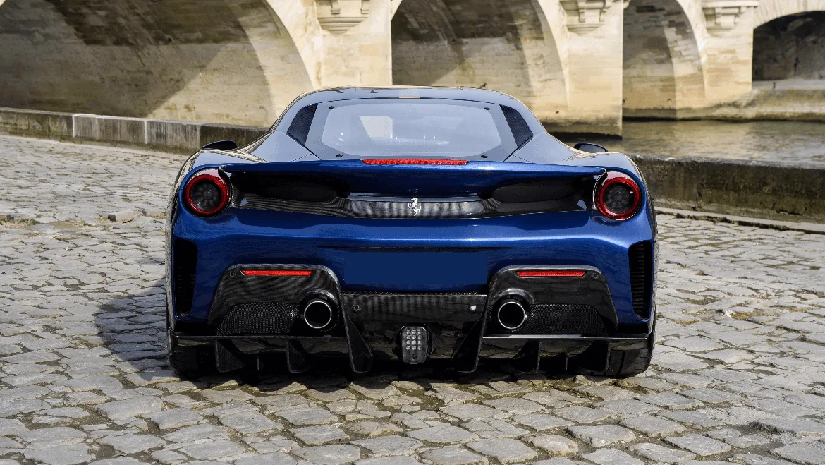 Ferrari 488 PISTA