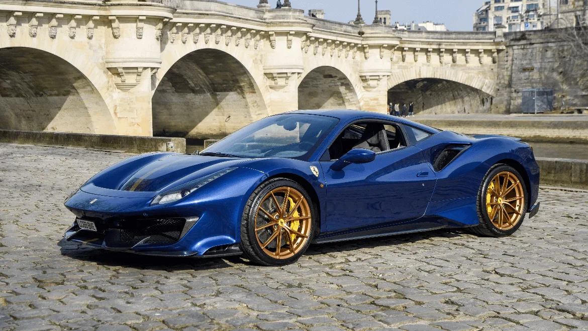 Ferrari 488 PISTA