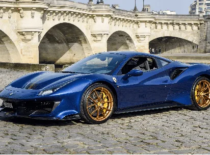 Ferrari 488 PISTA