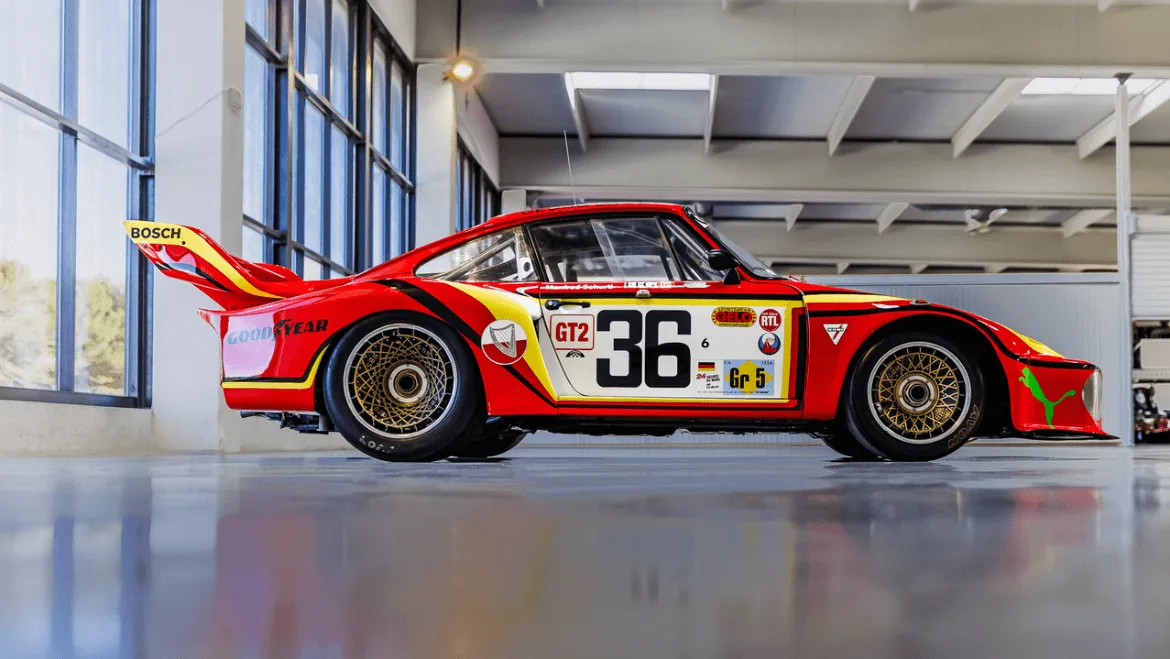Porsche 935